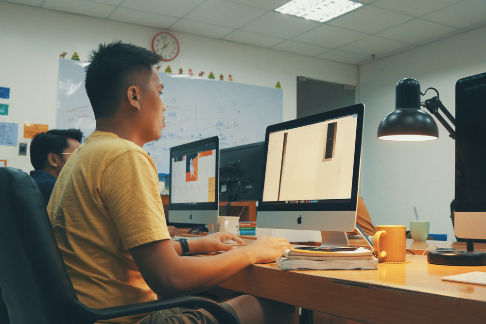 Why Outsourcing Services Partner with the Philippines