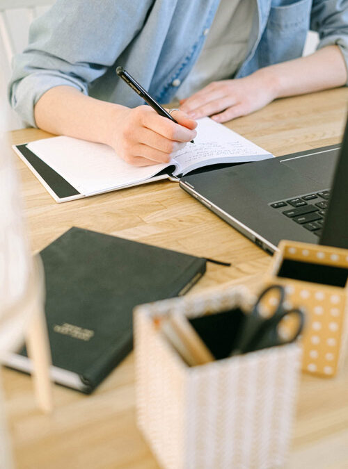 Outsourcing Administrative Tasks: What You Can Outsource